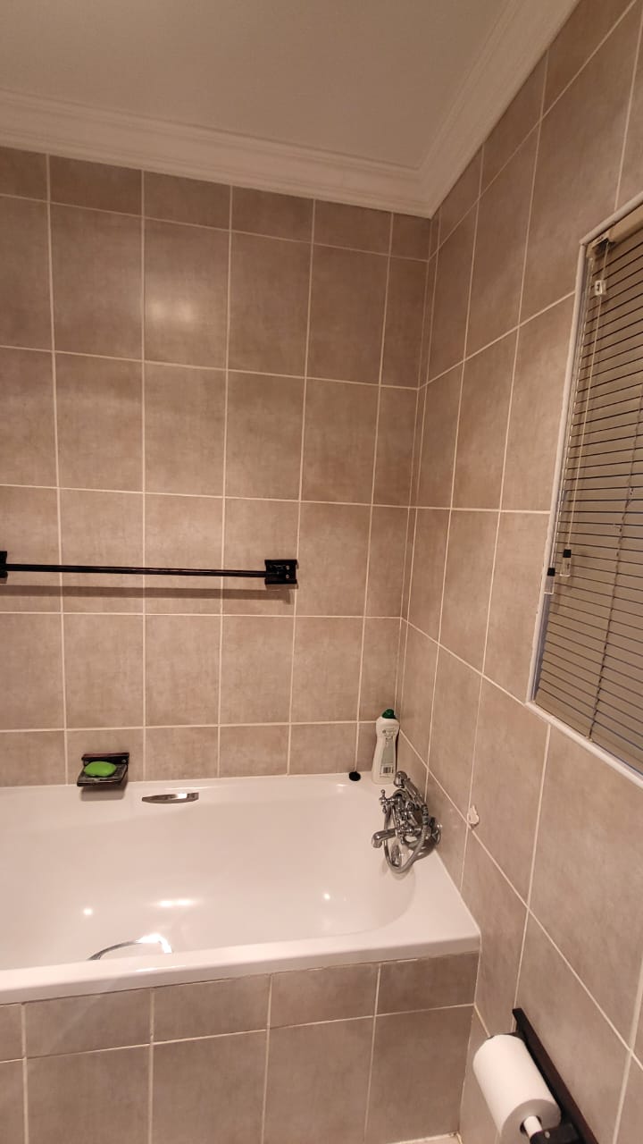 4 Bedroom Property for Sale in Hillcrest Northern Cape